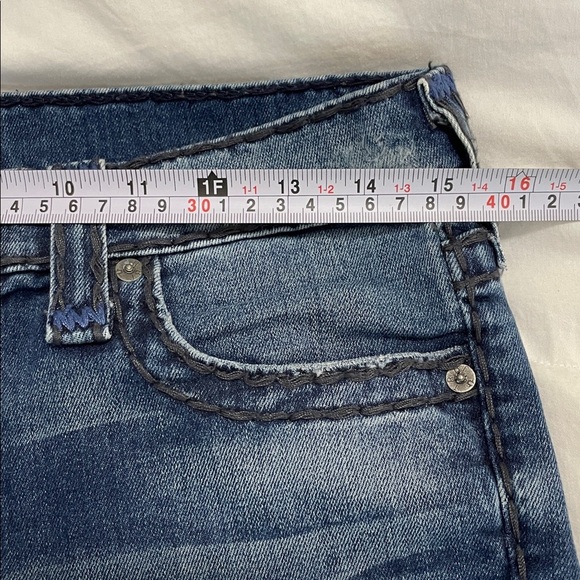 True Religion |Cora |Mid Rise |Straight |Black Label |Blue Denim |Jeans |Size 29 - Picture 14 of 16